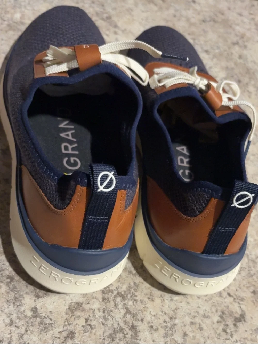 13 Men Cole Haan Navy Knit Sneakers with Brown Leather Accents EUC